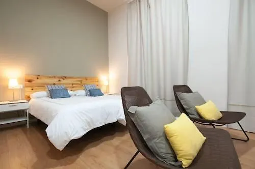 Vendégház Triana 103 & 3*